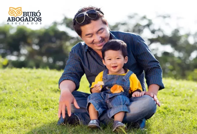articulo-puede-un-padre-inscribir-a-sus-hijos-con-sus-apellidos-web